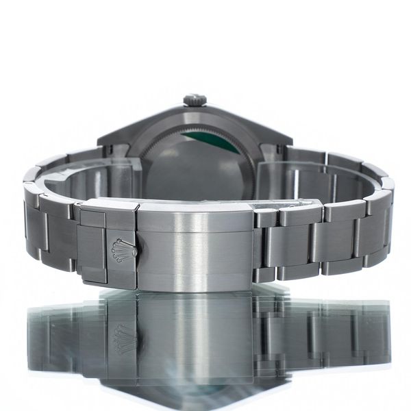 Rolex Explorer 214270